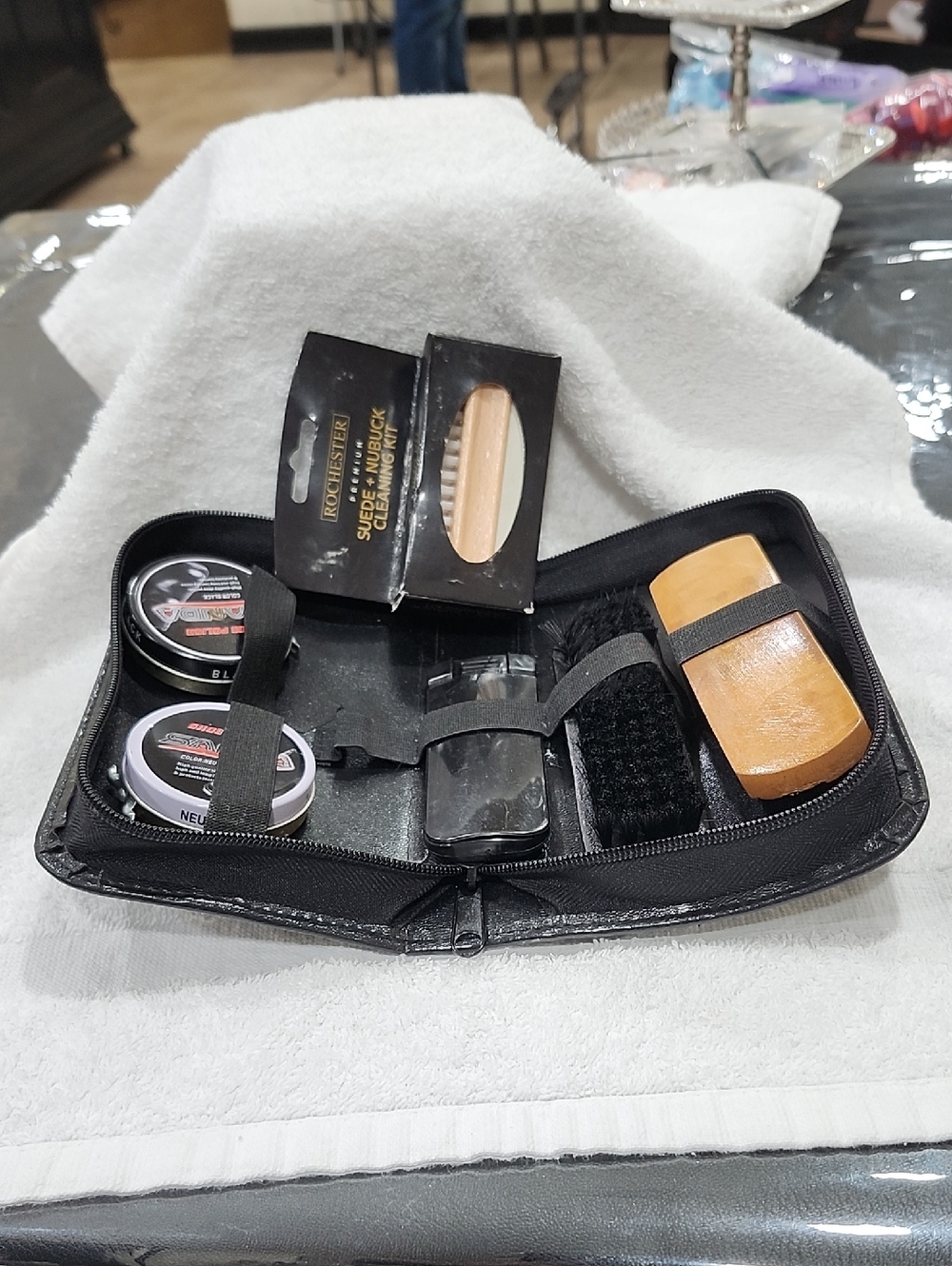MEN'S SHOE CARE KIT